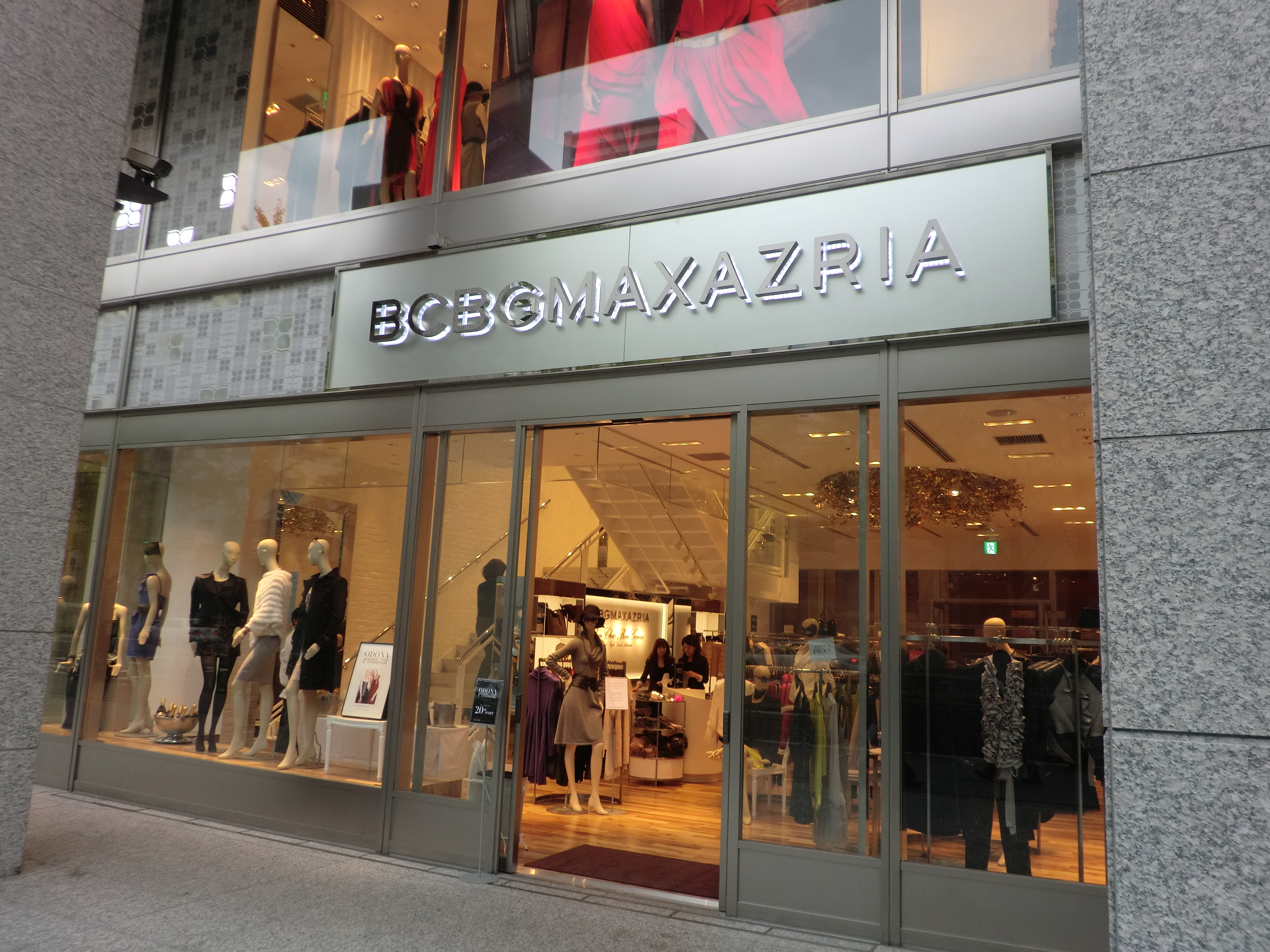 BCBGMAXAZRIA JAPAN Faro del Poniente